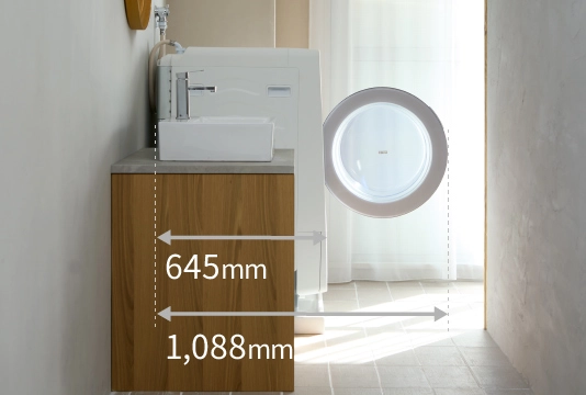 BD-CX100Pの本体奥行645mm、ドアを開けた状態では1,088mm