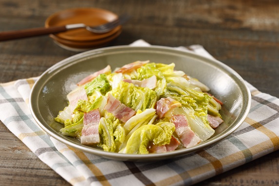 白菜とベーコンいため