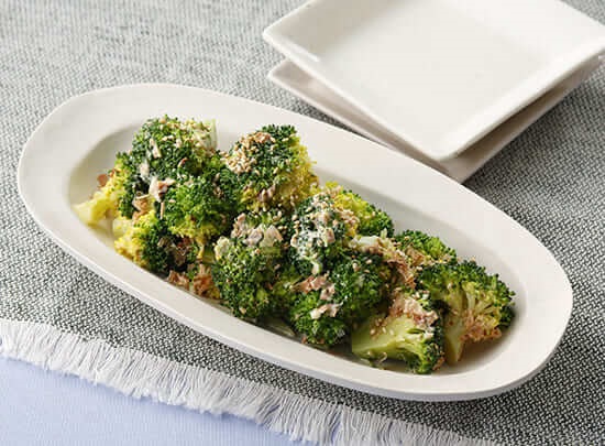 ブロッコリーのおかかマヨ和え