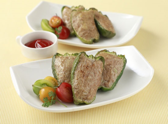 ピーマンの肉詰め