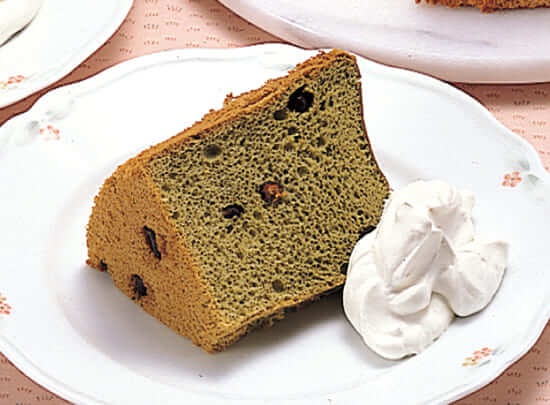 抹茶と甘納豆のシフォンケーキ