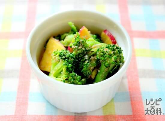 さつま芋とブロッコリーの甘辛ごま和え