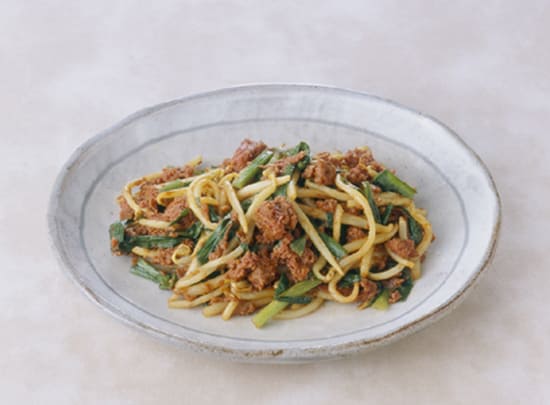 コンビーフともやしのカレー炒め