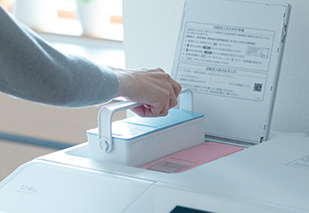 ハンドル付きで取り出しやすい